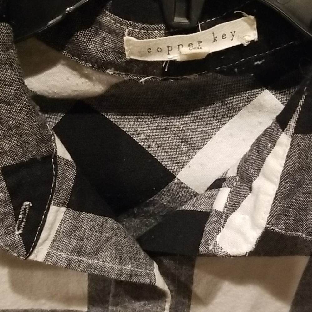 5 button up bundle - Picture 3 of 7
